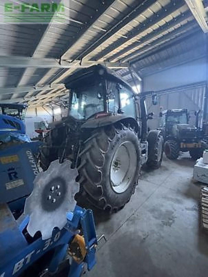 Valtra g125 - Traktor: obrázek 4 Valtra g125 - Traktor: obrázek 4