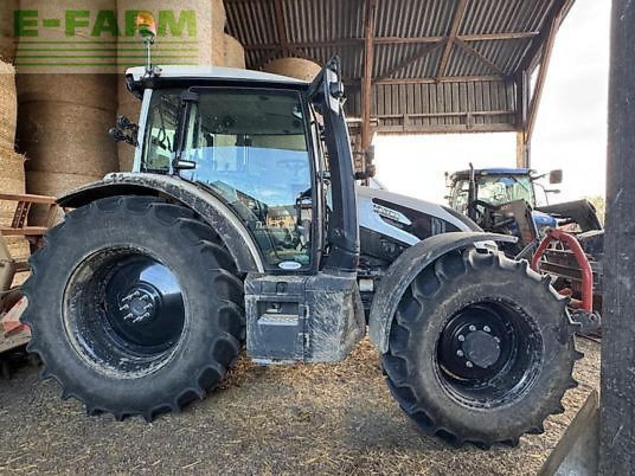 Valtra g125e active Active - Traktor: obrázek 2 Valtra g125e active Active - Traktor: obrázek 2