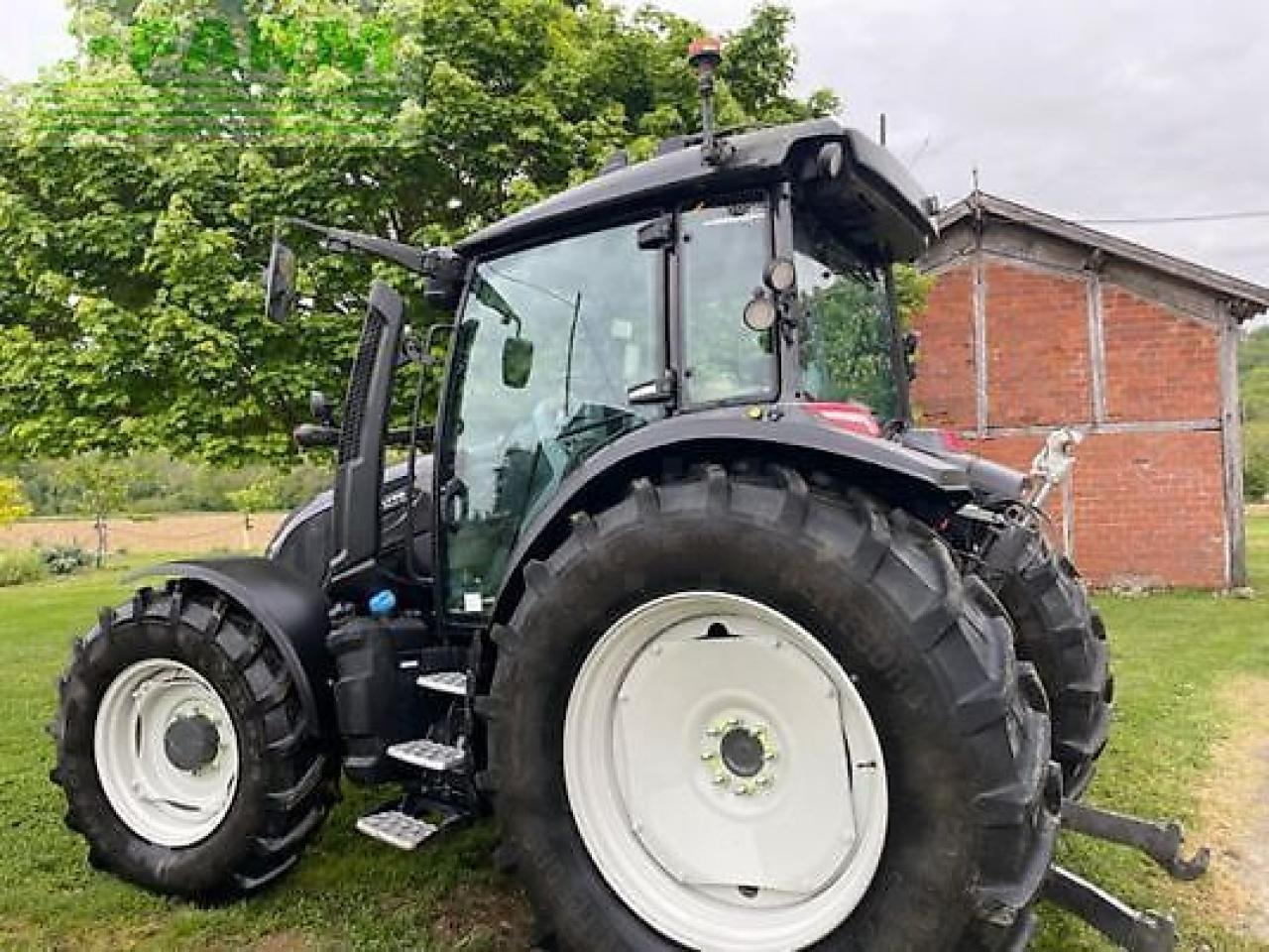 Valtra g125v - Traktor: obrázek 3 Valtra g125v - Traktor: obrázek 3