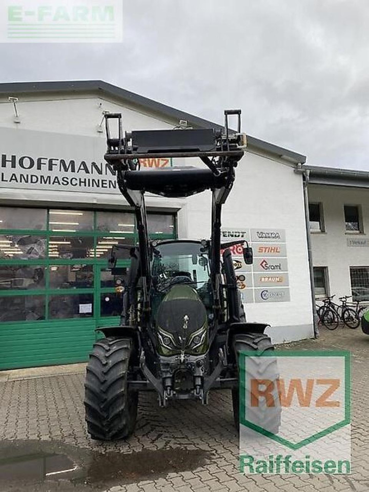 Valtra g135 v schlepper - Traktor: obrázek 1 Valtra g135 v schlepper - Traktor: obrázek 1