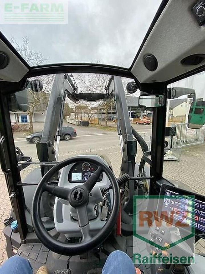 Traktor Valtra g135 v schlepper: obrázek 9