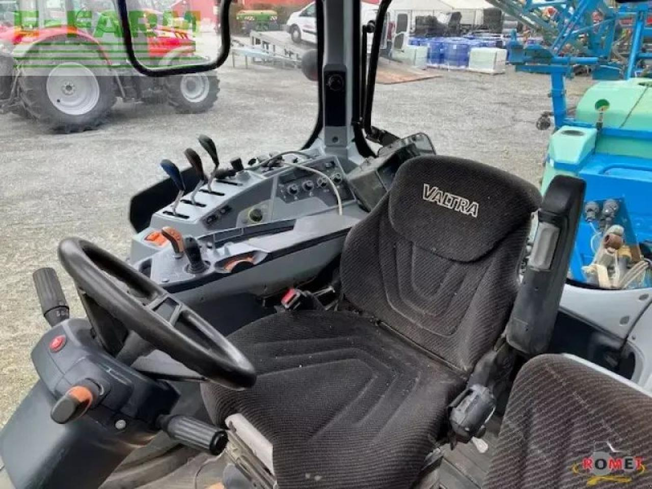 Valtra n135 - Traktor: obrázek 3 Valtra n135 - Traktor: obrázek 3