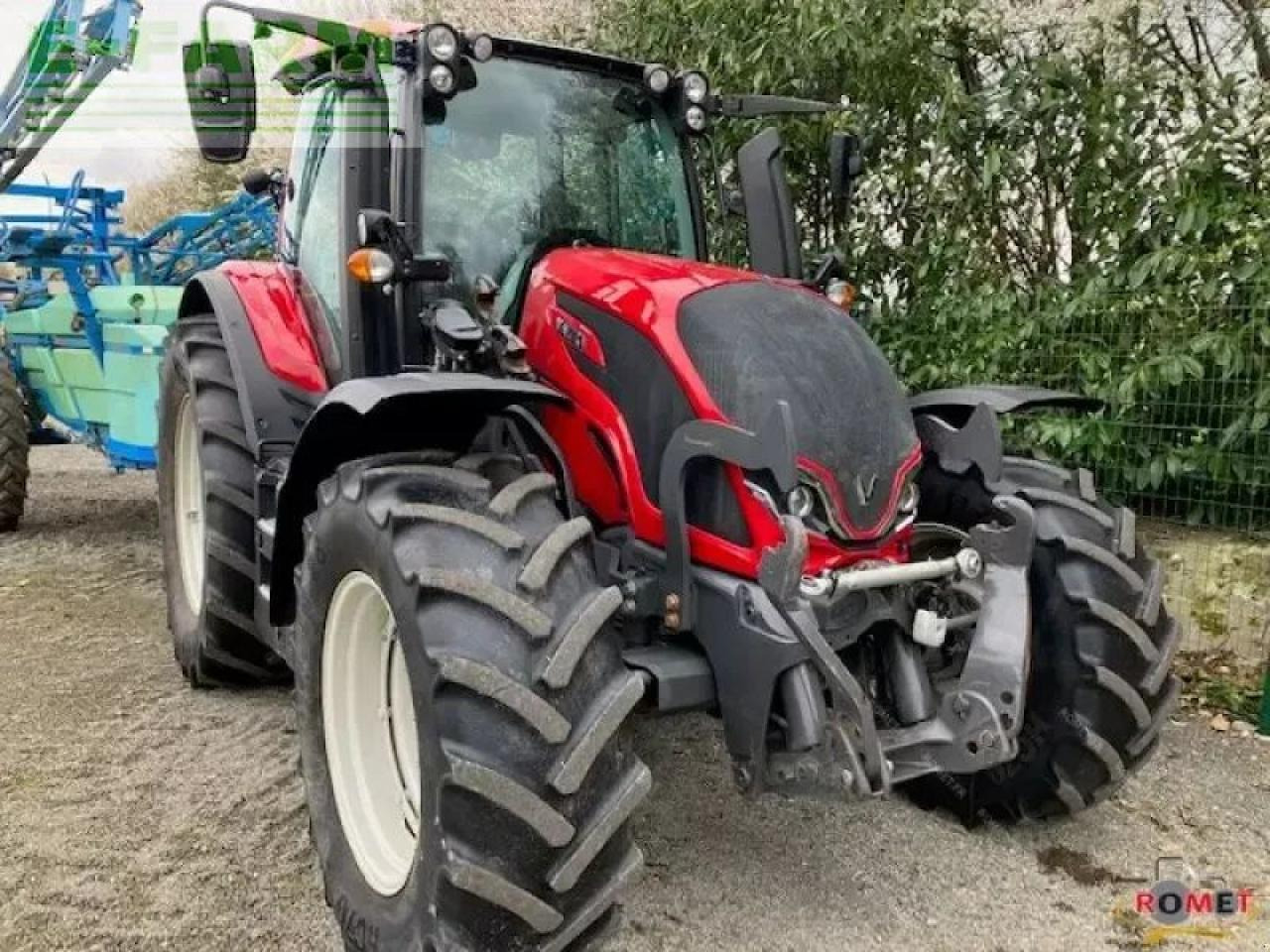 Valtra n135 - Traktor: obrázek 1 Valtra n135 - Traktor: obrázek 1