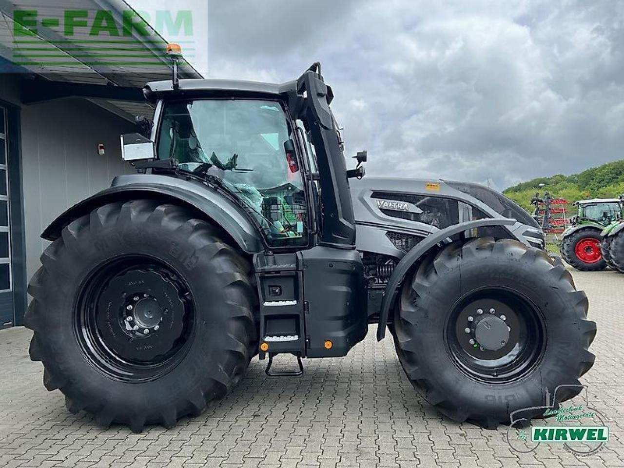 Valtra q 285 - Traktor: obrázek 4 Valtra q 285 - Traktor: obrázek 4
