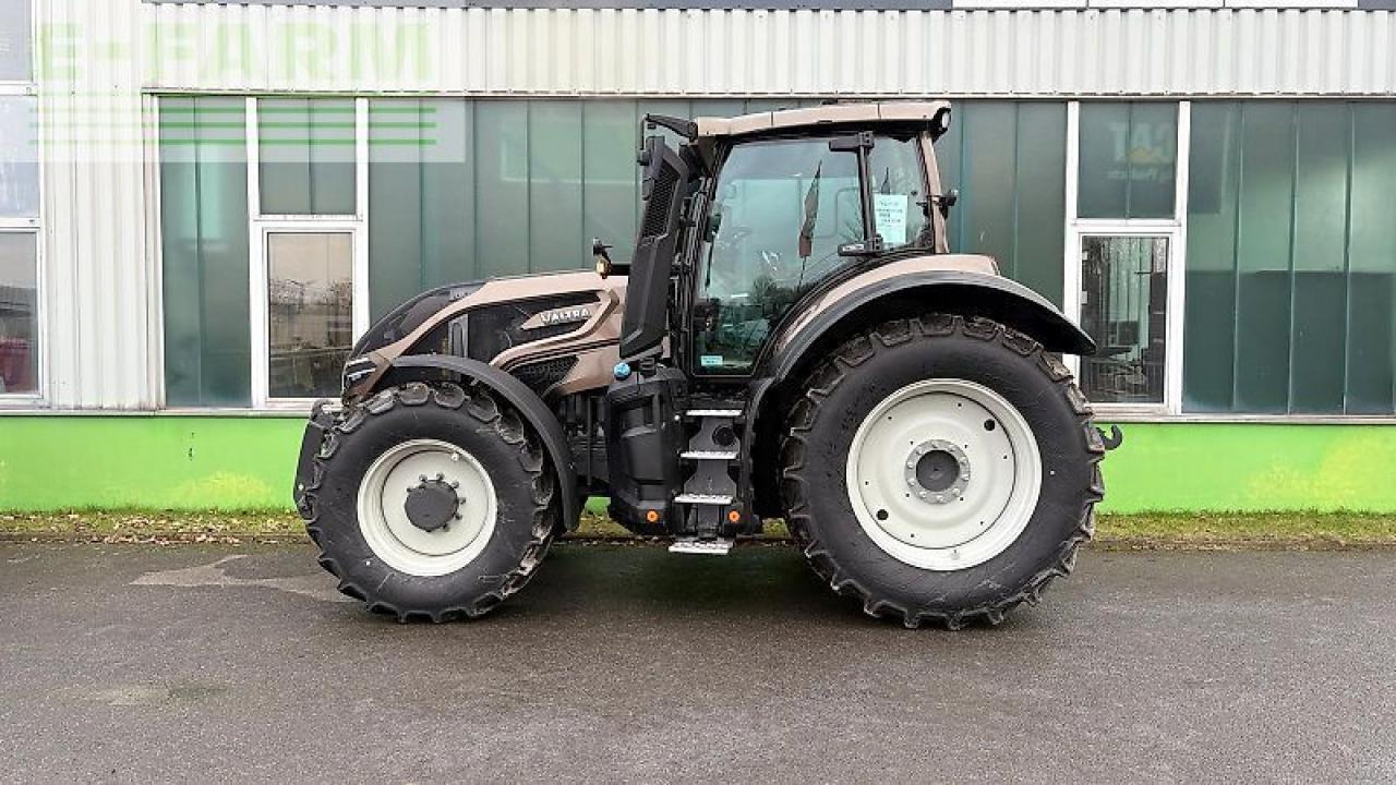 Valtra q 285 - Traktor: obrázek 4 Valtra q 285 - Traktor: obrázek 4