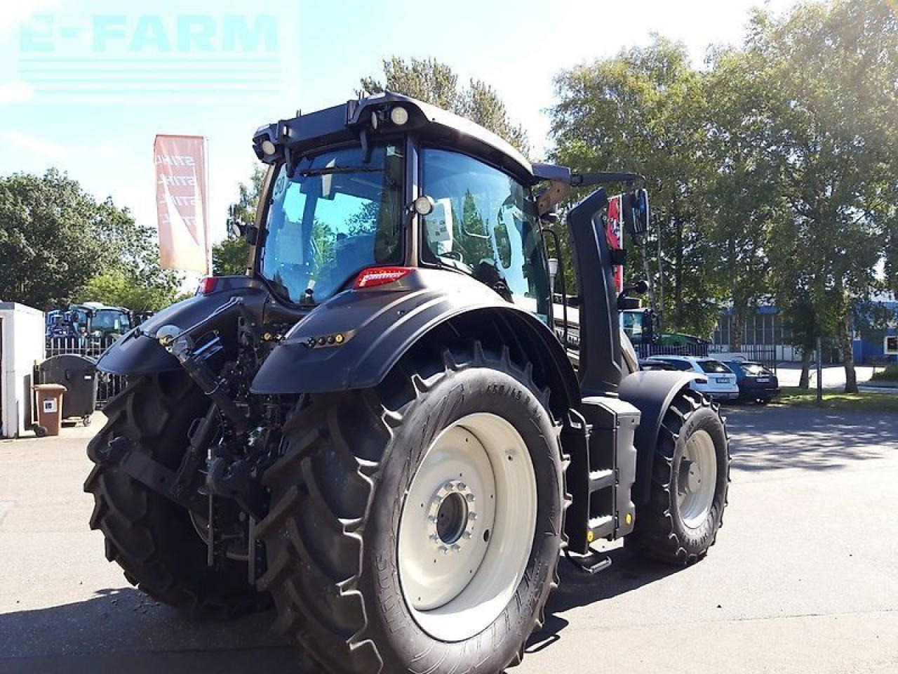Valtra q265 - Traktor: obrázek 4 Valtra q265 - Traktor: obrázek 4