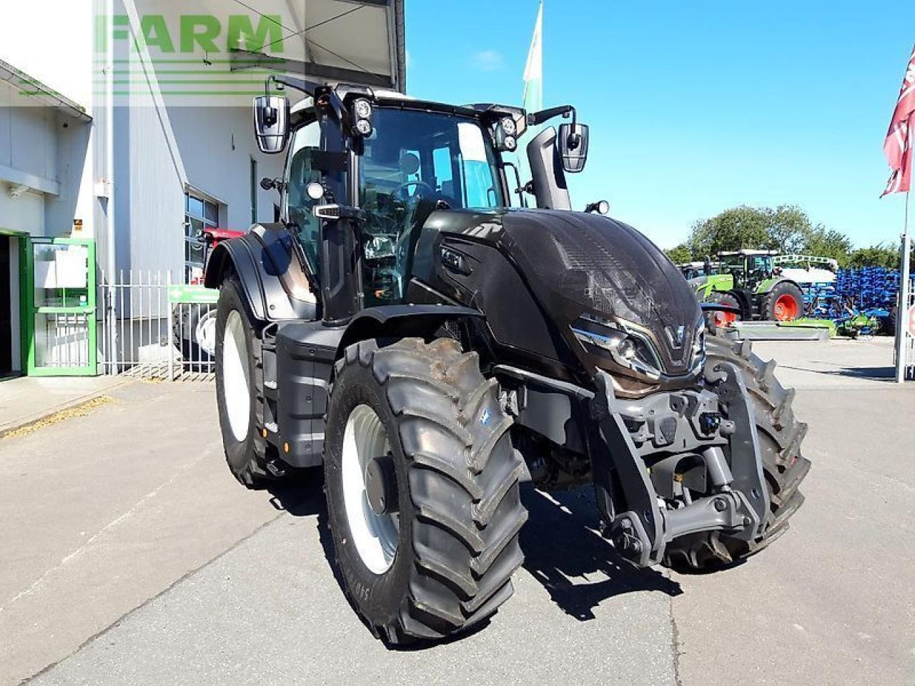 Valtra q265 - Traktor: obrázek 1 Valtra q265 - Traktor: obrázek 1