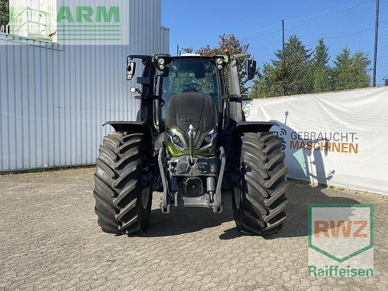 Traktor Valtra q305: obrázek 7
