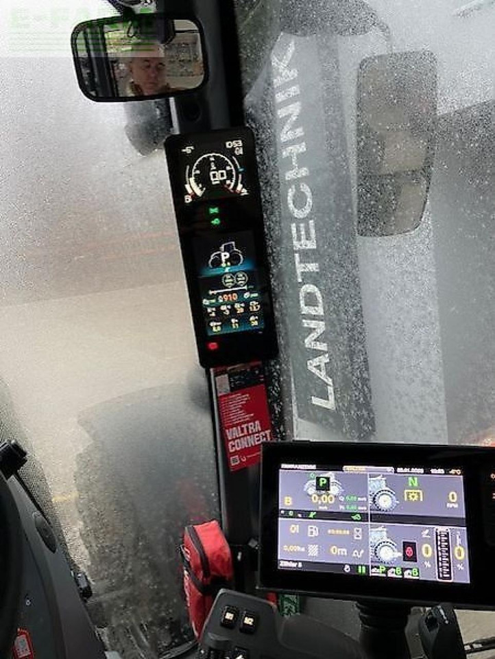 Valtra q305 - Traktor: obrázek 5 Valtra q305 - Traktor: obrázek 5