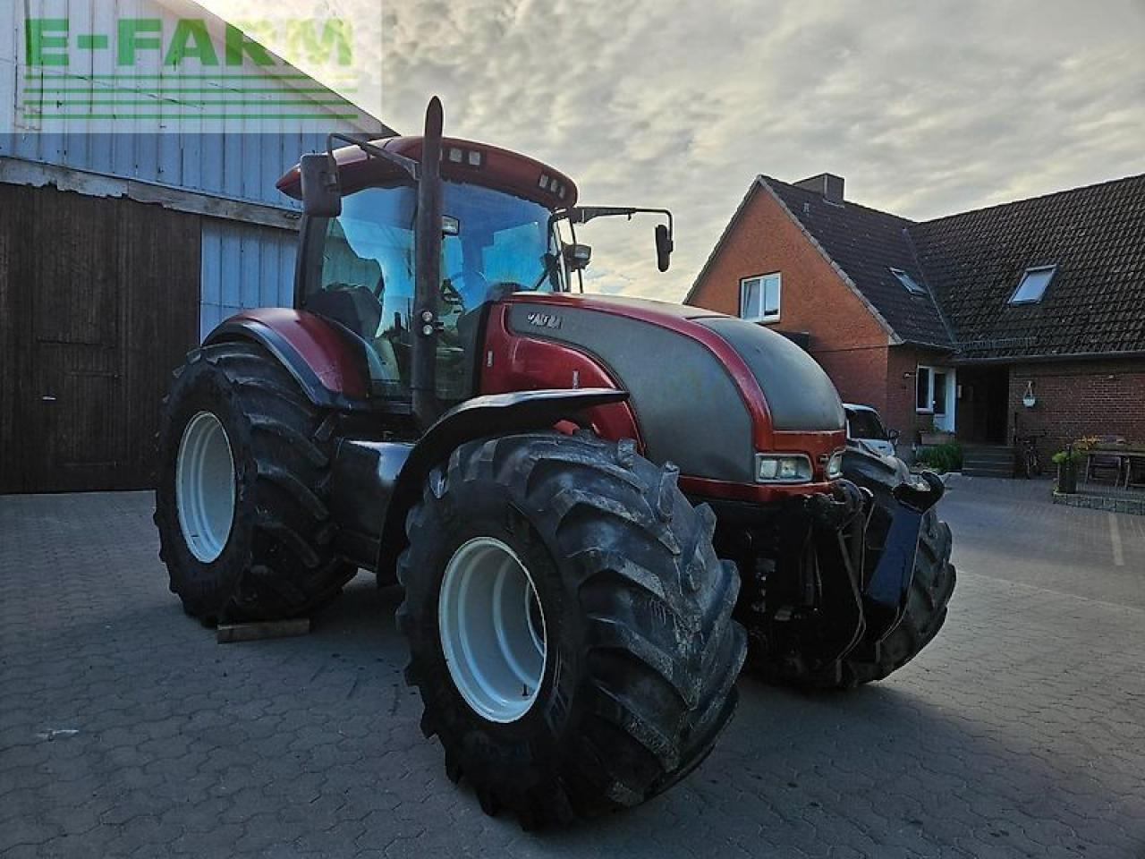 Valtra s 280 - Traktor: obrázek 1 Valtra s 280 - Traktor: obrázek 1