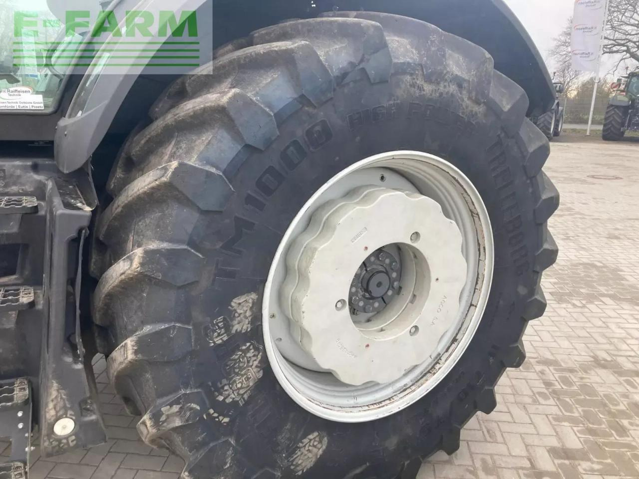 Valtra s374 smarttouch - Traktor: obrázek 5 Valtra s374 smarttouch - Traktor: obrázek 5