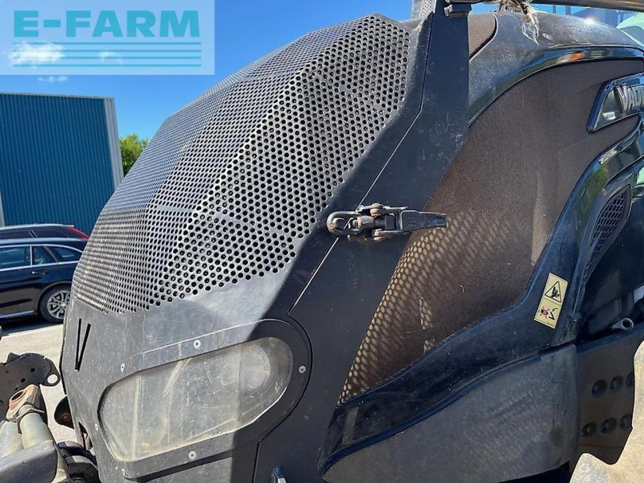 Valtra s394 - Traktor: obrázek 5 Valtra s394 - Traktor: obrázek 5