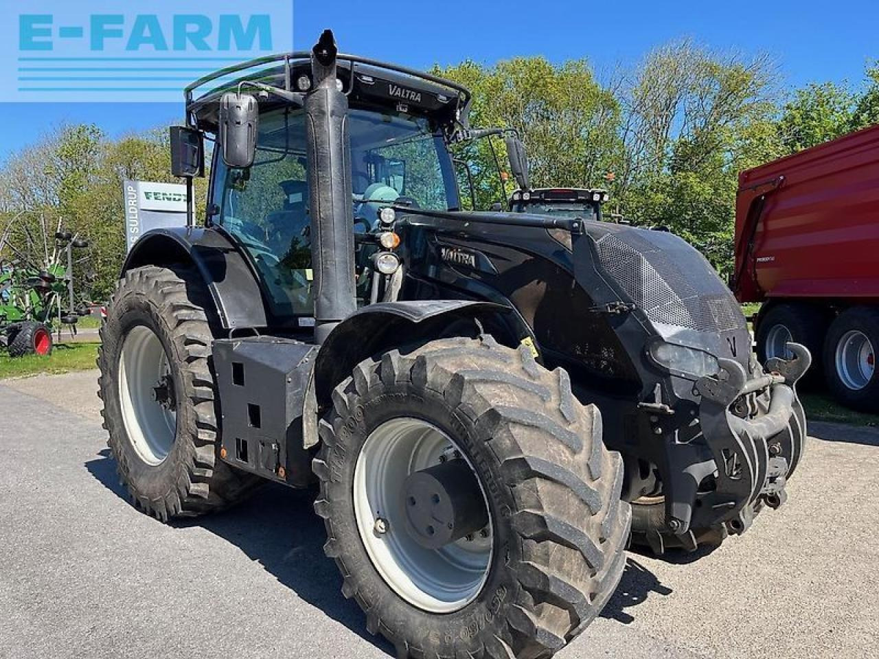 Valtra s394 - Traktor: obrázek 2 Valtra s394 - Traktor: obrázek 2