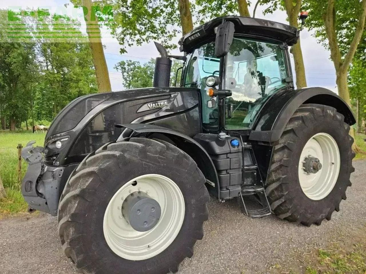 Valtra s394 smarttouch twintrac s274 s294 s324 s354 s374 fendt agco - Traktor: obrázek 2 Valtra s394 smarttouch twintrac s274 s294 s324 s354 s374 fendt agco - Traktor: obrázek 2