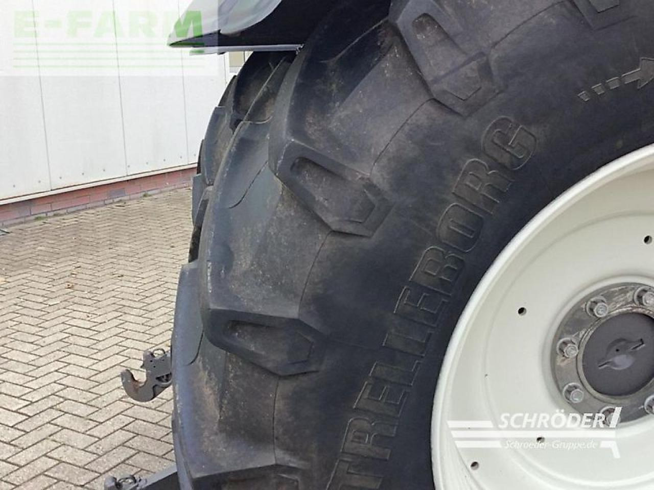 Valtra t 214 d smarttouch - Traktor: obrázek 5 Valtra t 214 d smarttouch - Traktor: obrázek 5