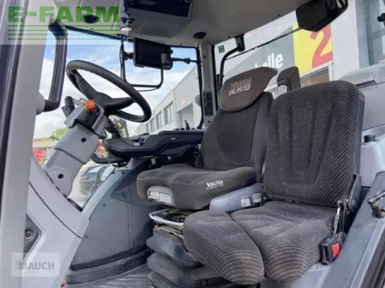 Traktor Valtra t 214 direct Direct: obrázek 6