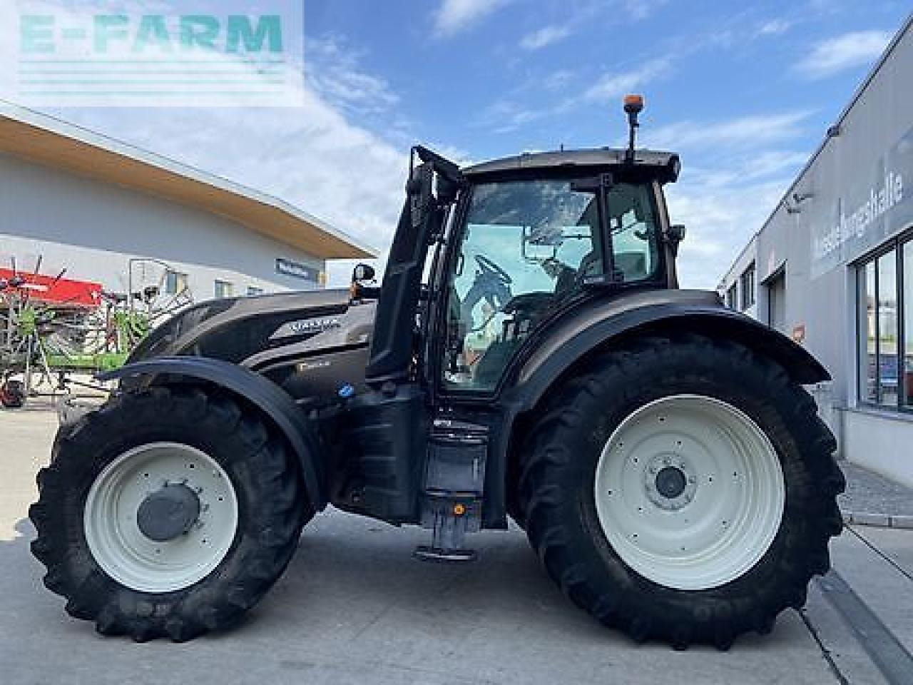 Valtra t 214 direct Direct - Traktor: obrázek 4 Valtra t 214 direct Direct - Traktor: obrázek 4