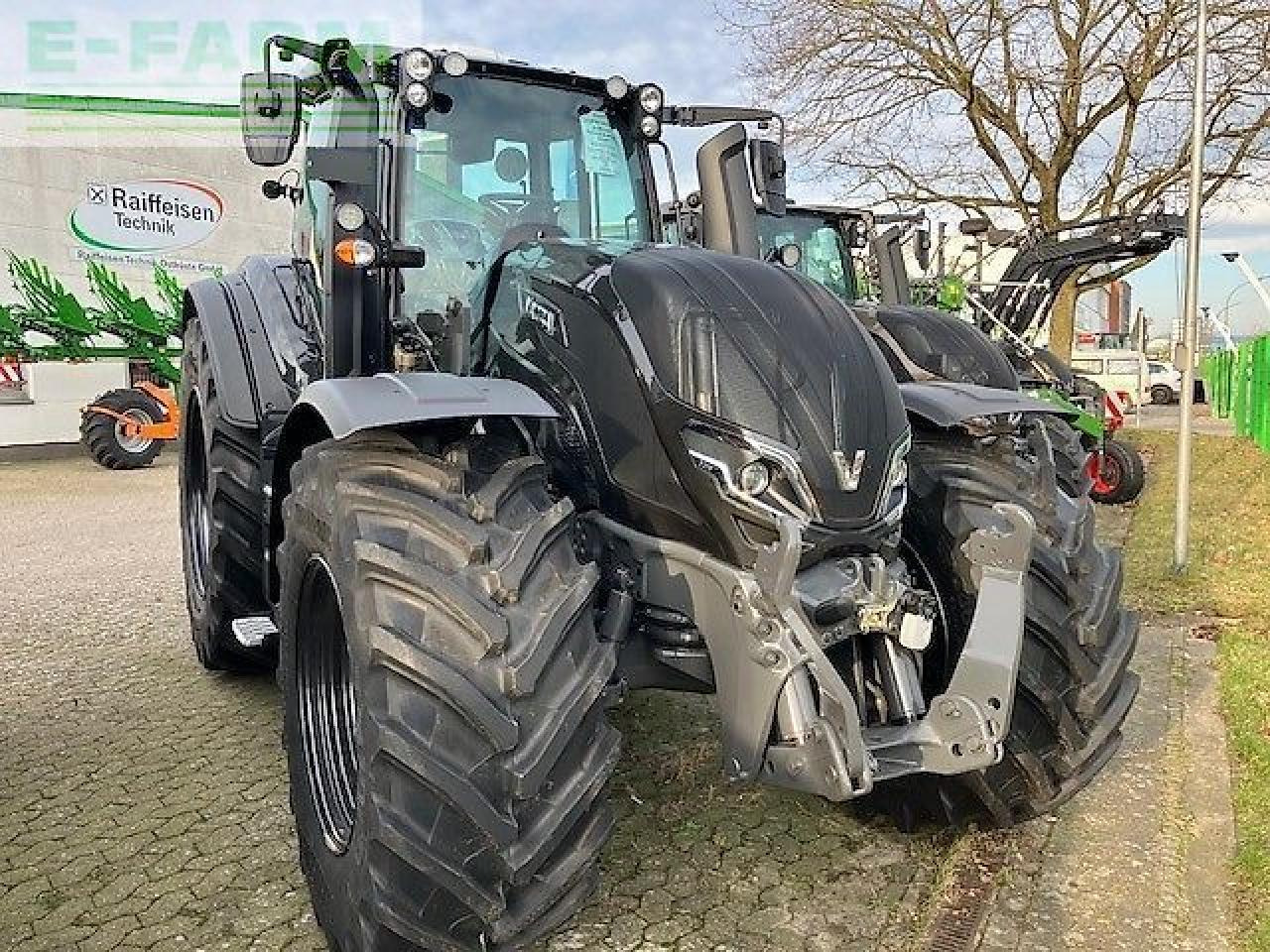 Valtra t 215a - Traktor: obrázek 1 Valtra t 215a - Traktor: obrázek 1