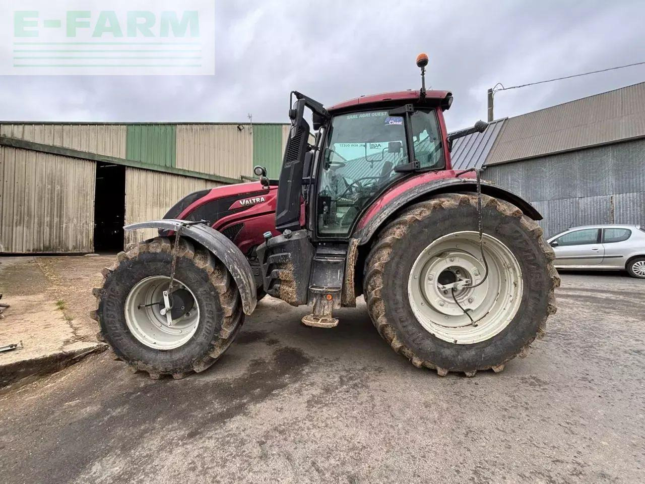 Valtra t 234 v smarttouch - Traktor: obrázek 1 Valtra t 234 v smarttouch - Traktor: obrázek 1