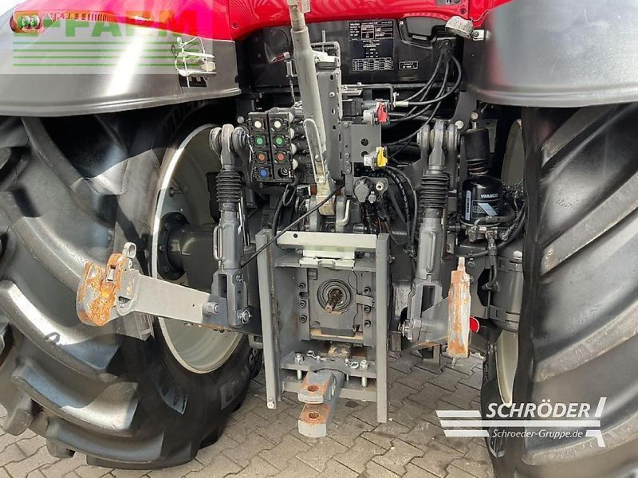Valtra t 235 a - Traktor: obrázek 4 Valtra t 235 a - Traktor: obrázek 4