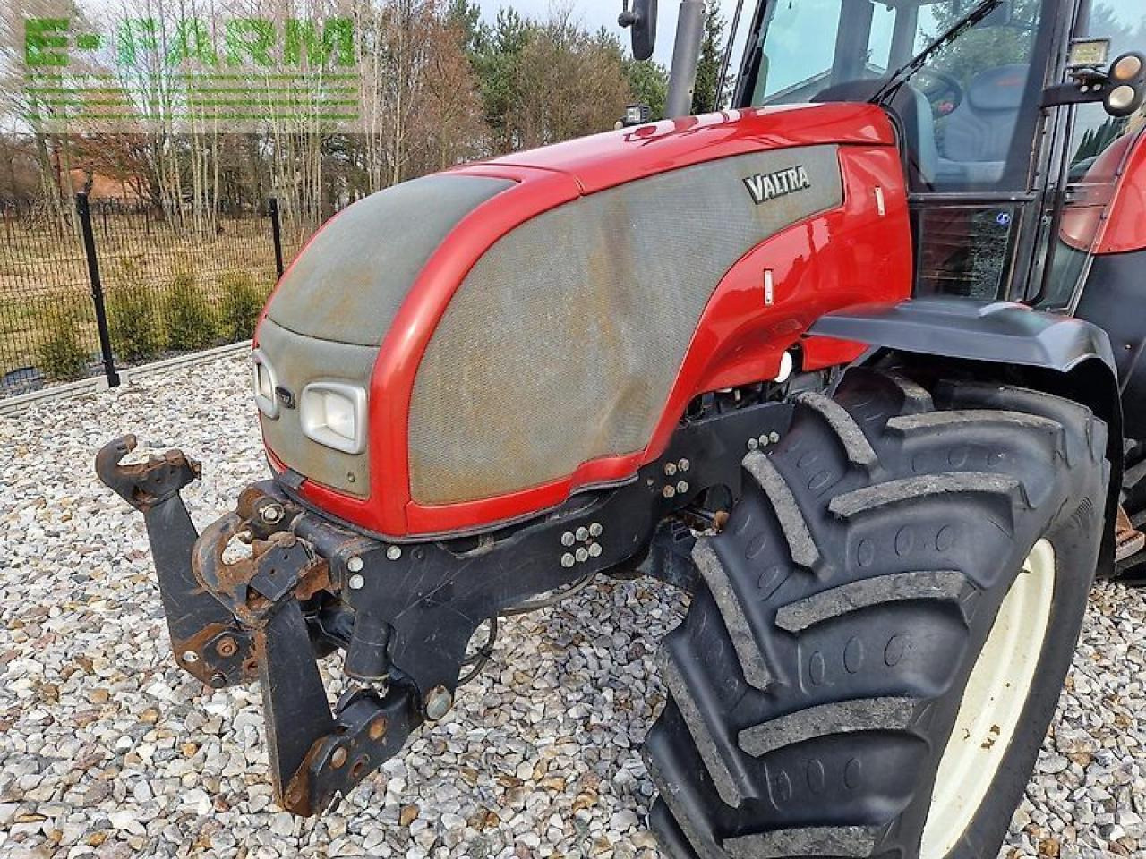 Valtra t120 - Traktor: obrázek 2 Valtra t120 - Traktor: obrázek 2