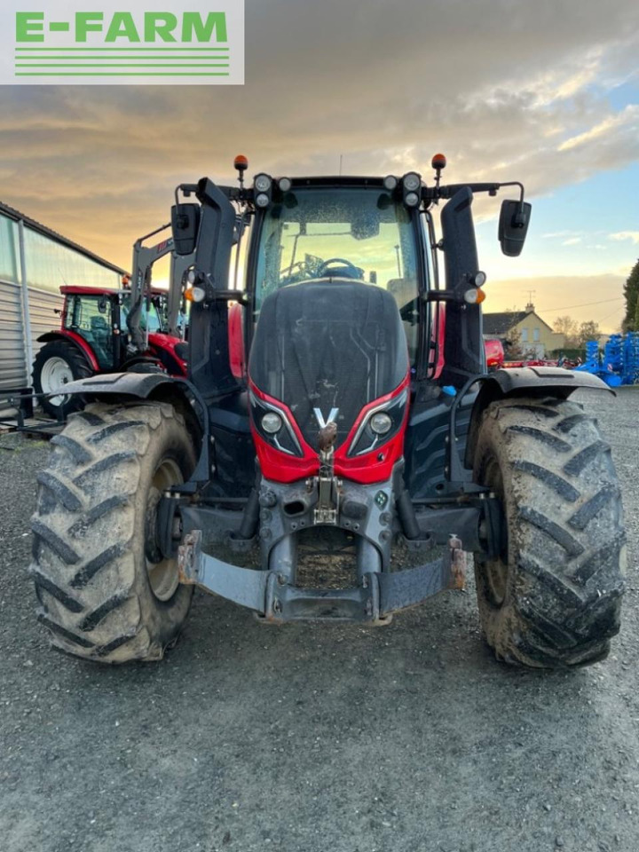 Traktor Valtra t144: obrázek 7
