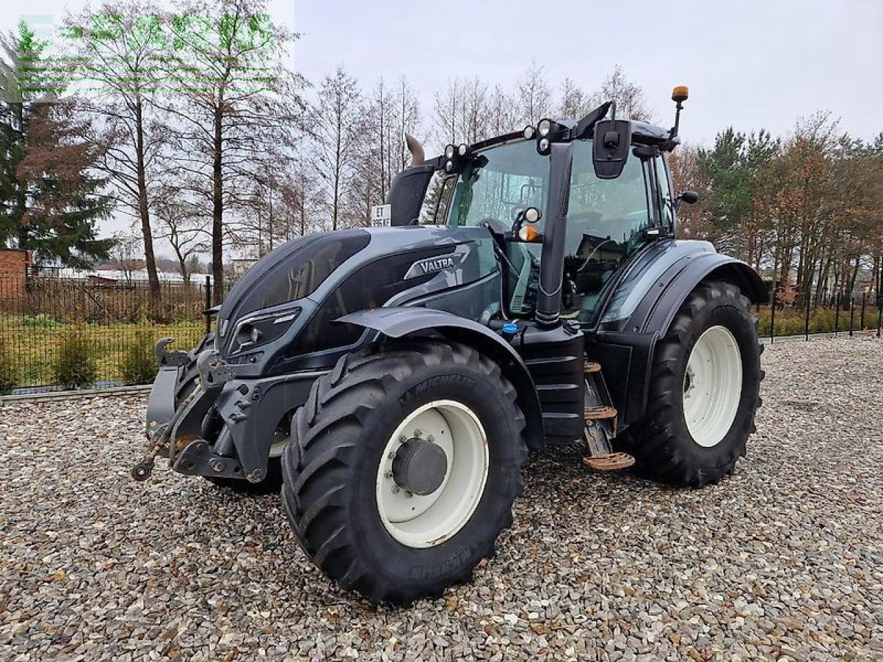 Valtra t154 active Active - Traktor: obrázek 1 Valtra t154 active Active - Traktor: obrázek 1