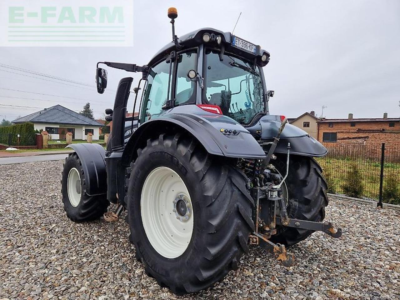 Valtra t154 active Active - Traktor: obrázek 4 Valtra t154 active Active - Traktor: obrázek 4