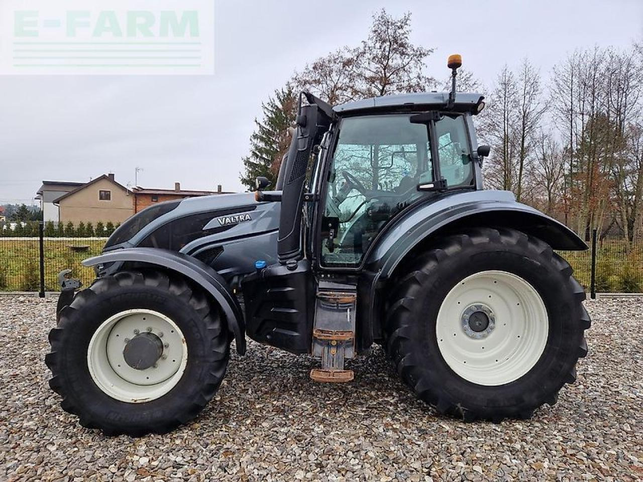 Valtra t154 active Active - Traktor: obrázek 3 Valtra t154 active Active - Traktor: obrázek 3