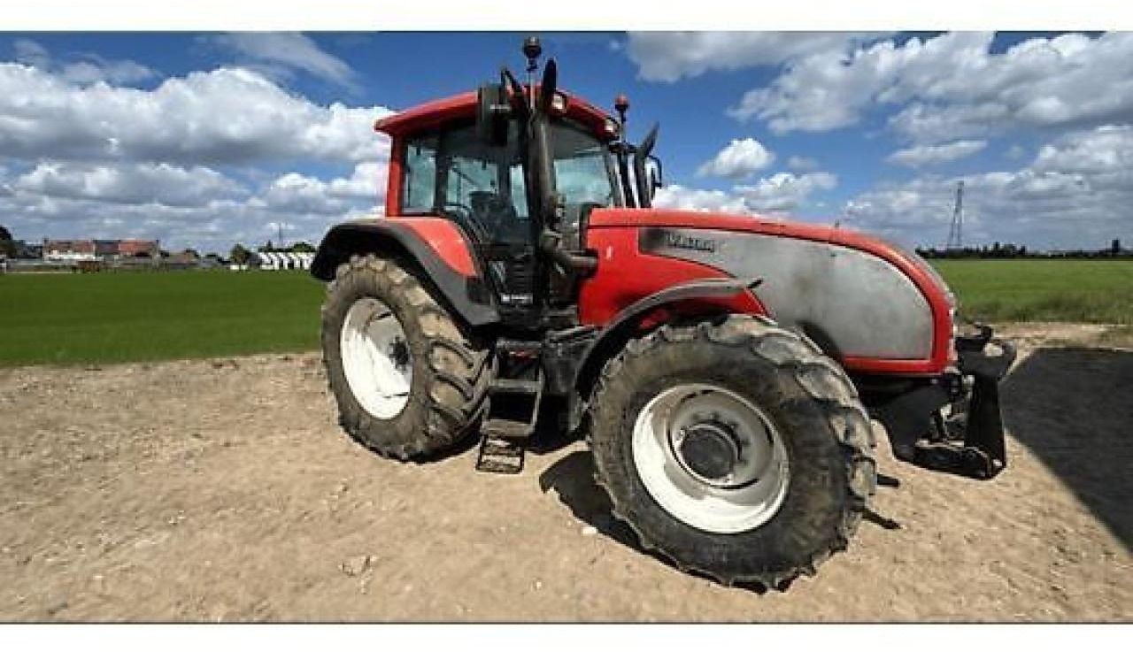 Valtra t160 - Traktor: obrázek 4 Valtra t160 - Traktor: obrázek 4
