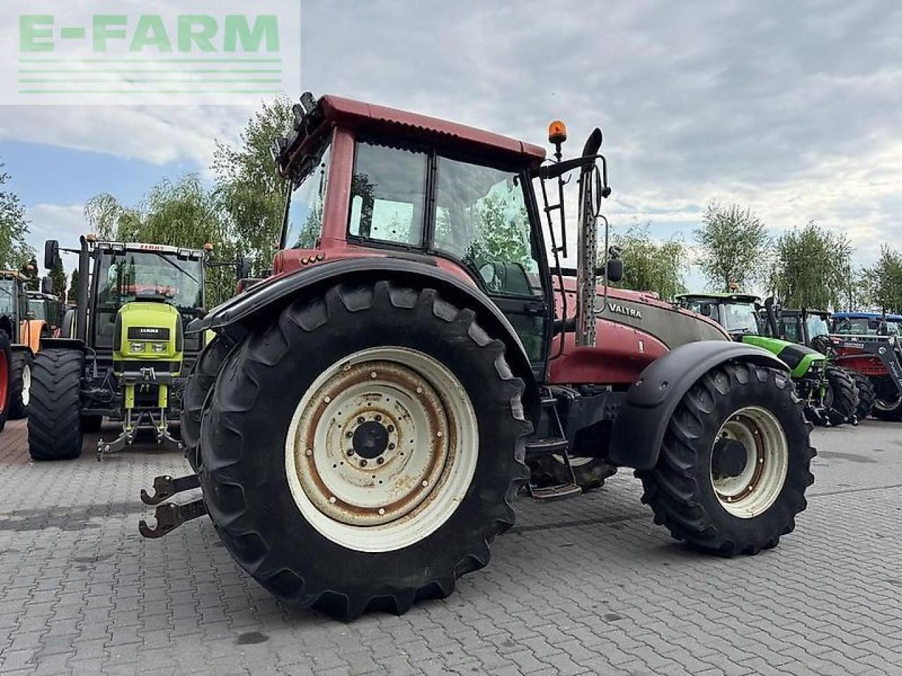 Valtra t160 hitech - Traktor: obrázek 5 Valtra t160 hitech - Traktor: obrázek 5