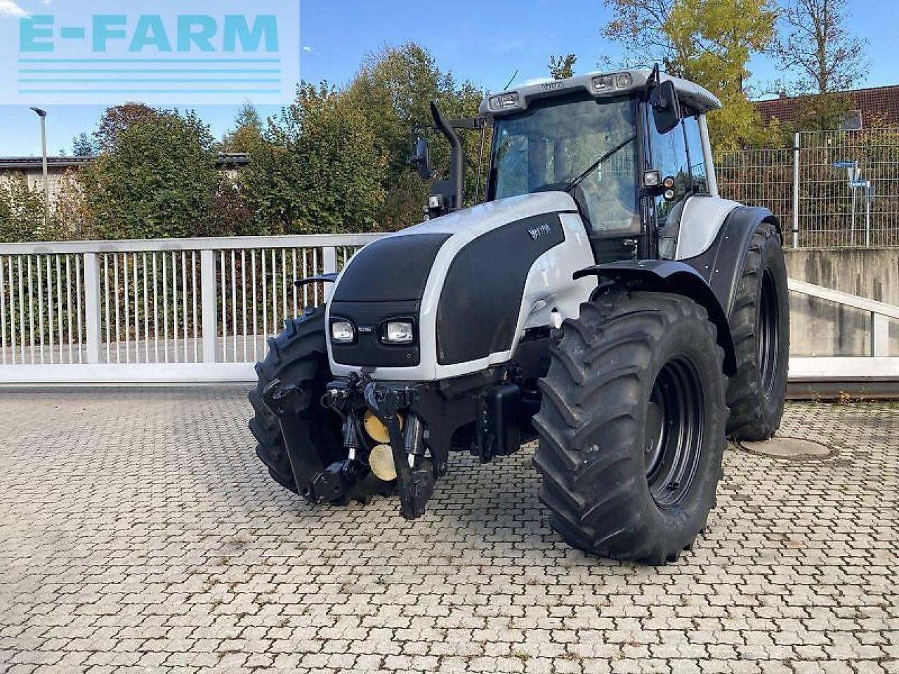 Valtra t170 - Traktor: obrázek 3 Valtra t170 - Traktor: obrázek 3