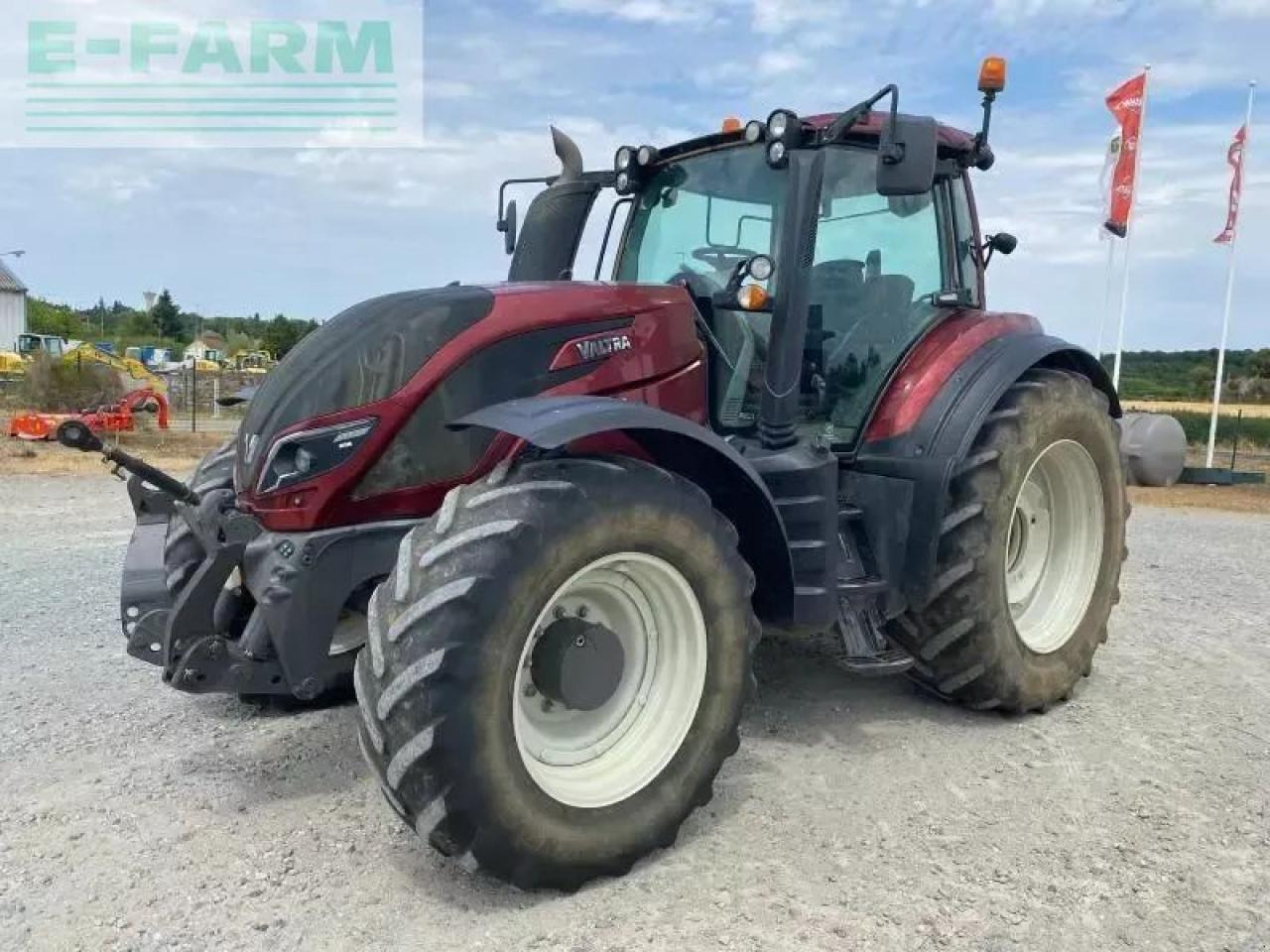 Valtra t194 - Traktor: obrázek 1 Valtra t194 - Traktor: obrázek 1