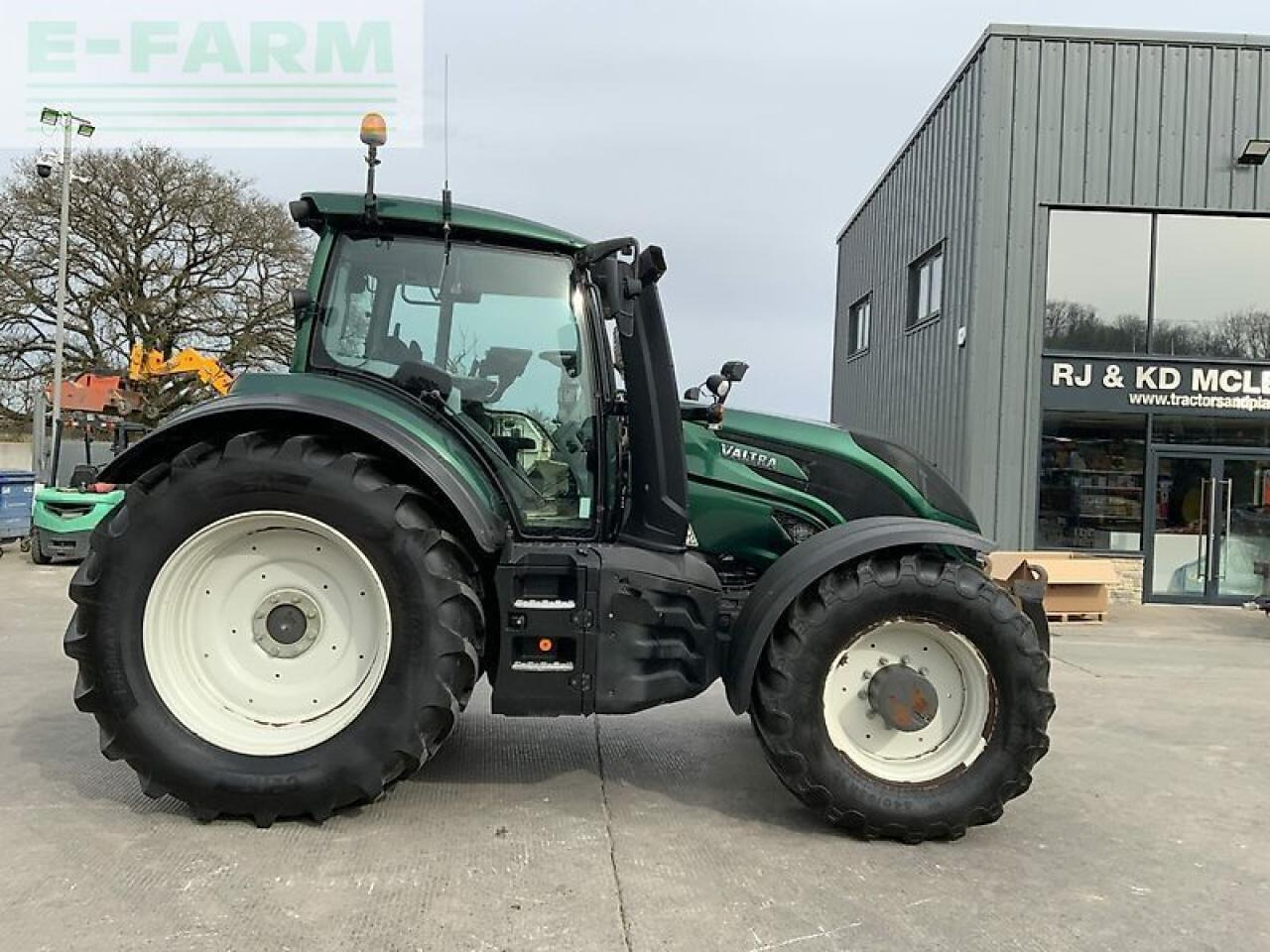 Traktor Valtra t214 direct tractor (st22267) Direct: obrázek 10