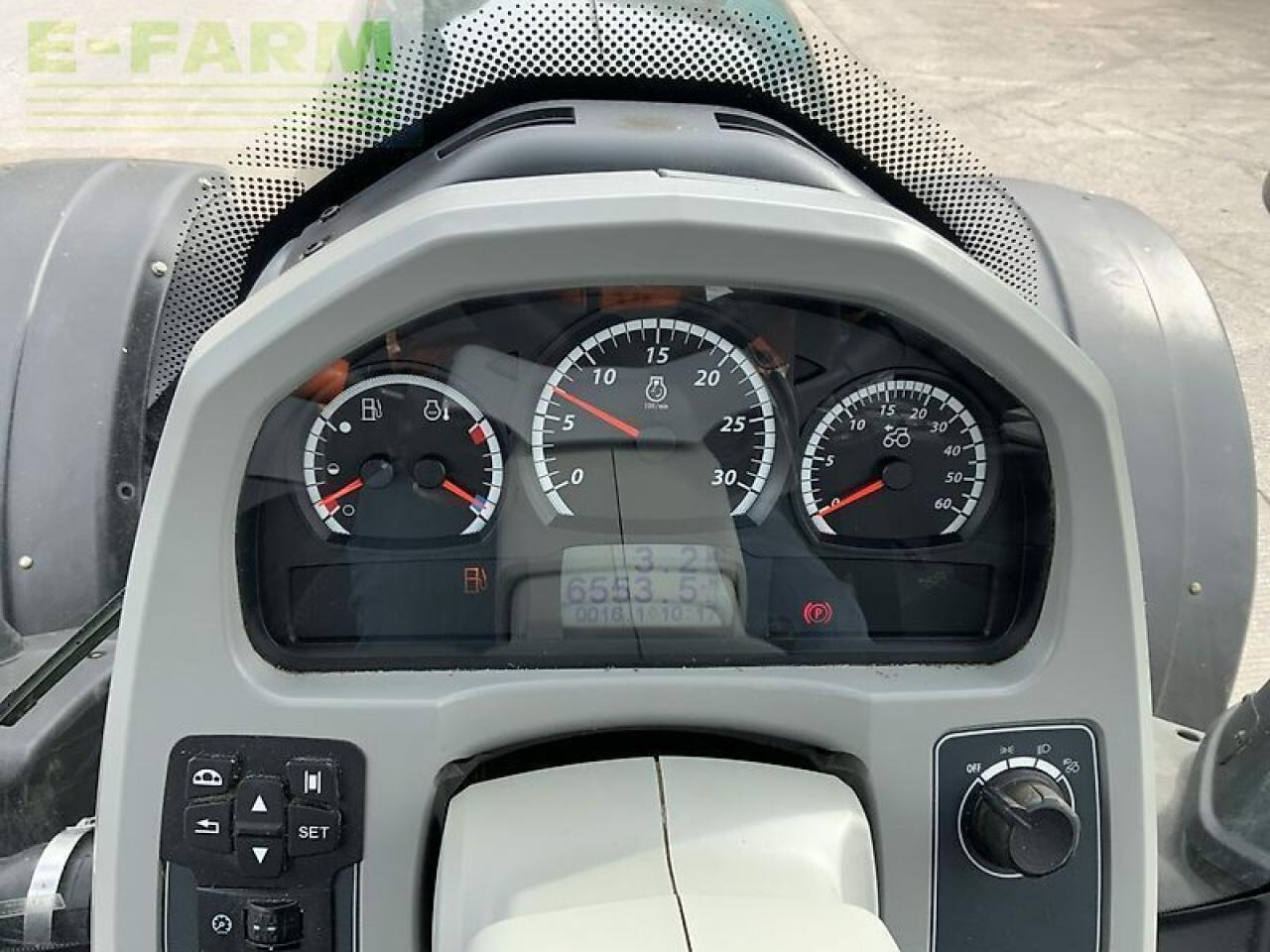Traktor Valtra t214 direct tractor (st22267) Direct: obrázek 23