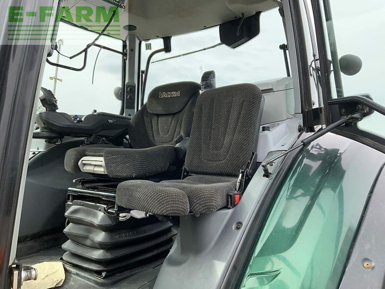 Traktor Valtra t214 direct tractor (st22267) Direct: obrázek 18