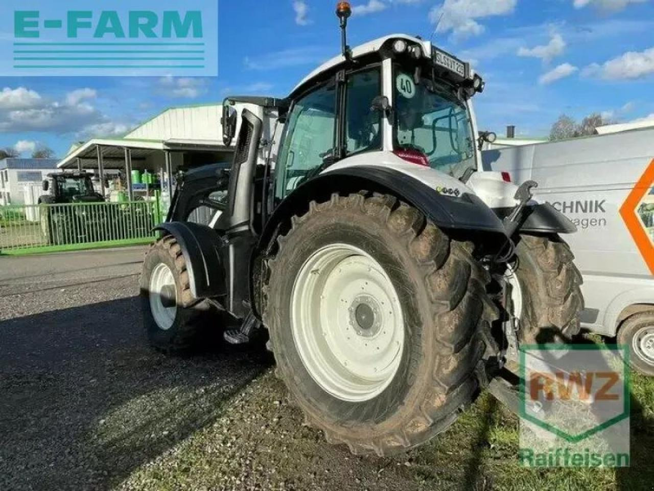 Valtra t215d - Traktor: obrázek 5 Valtra t215d - Traktor: obrázek 5