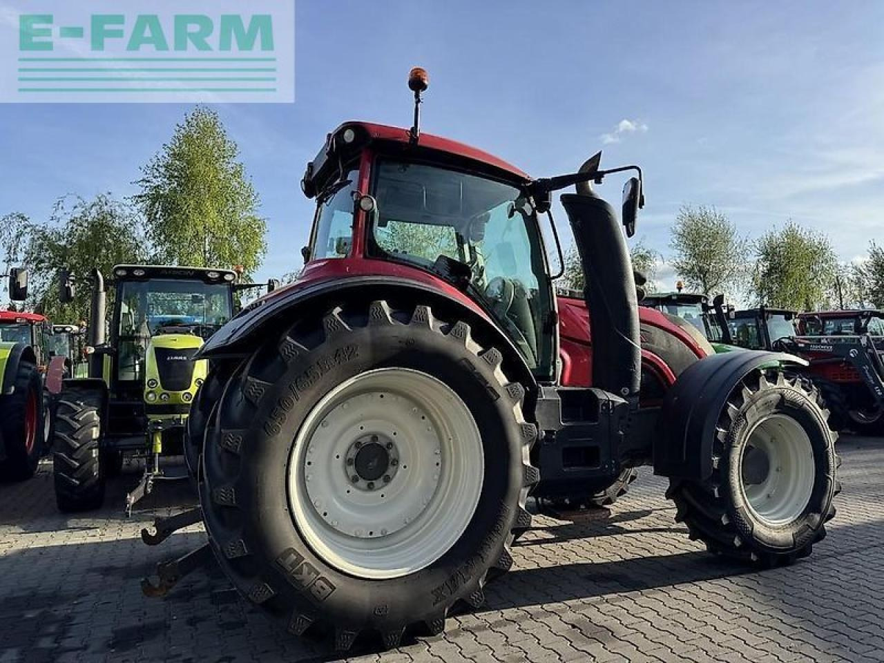 Valtra t234 versu Versu - Traktor: obrázek 5 Valtra t234 versu Versu - Traktor: obrázek 5