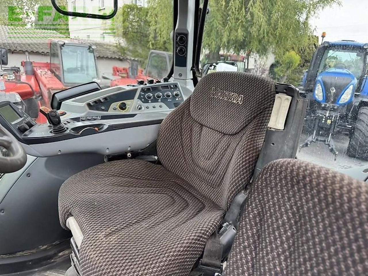 Traktor Valtra t234 versu Versu: obrázek 12