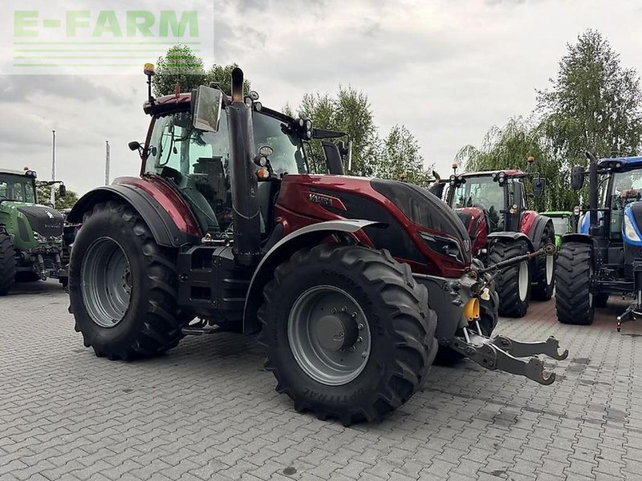 Valtra t234 versu smarttouch Versu - Traktor: obrázek 4 Valtra t234 versu smarttouch Versu - Traktor: obrázek 4