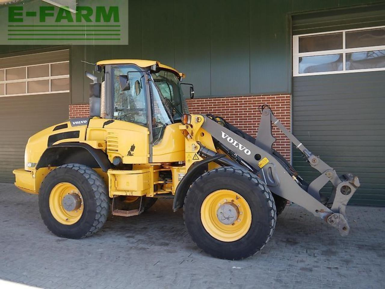 Volvo l45f - Mini rýpadlo: obrázek 1 Volvo l45f - Mini rýpadlo: obrázek 1