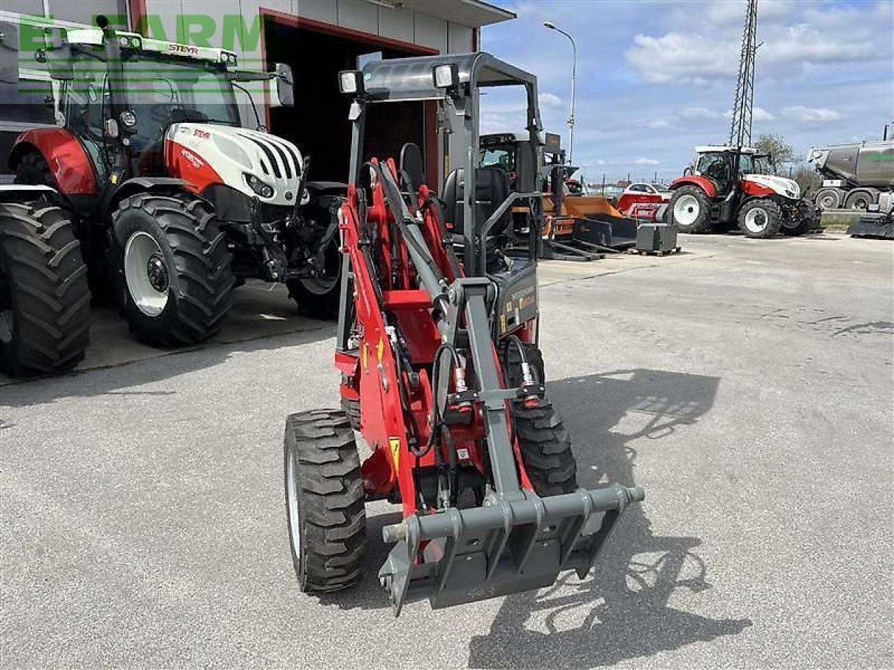 Weidemann 1140 light - Mini rýpadlo: obrázek 2 Weidemann 1140 light - Mini rýpadlo: obrázek 2