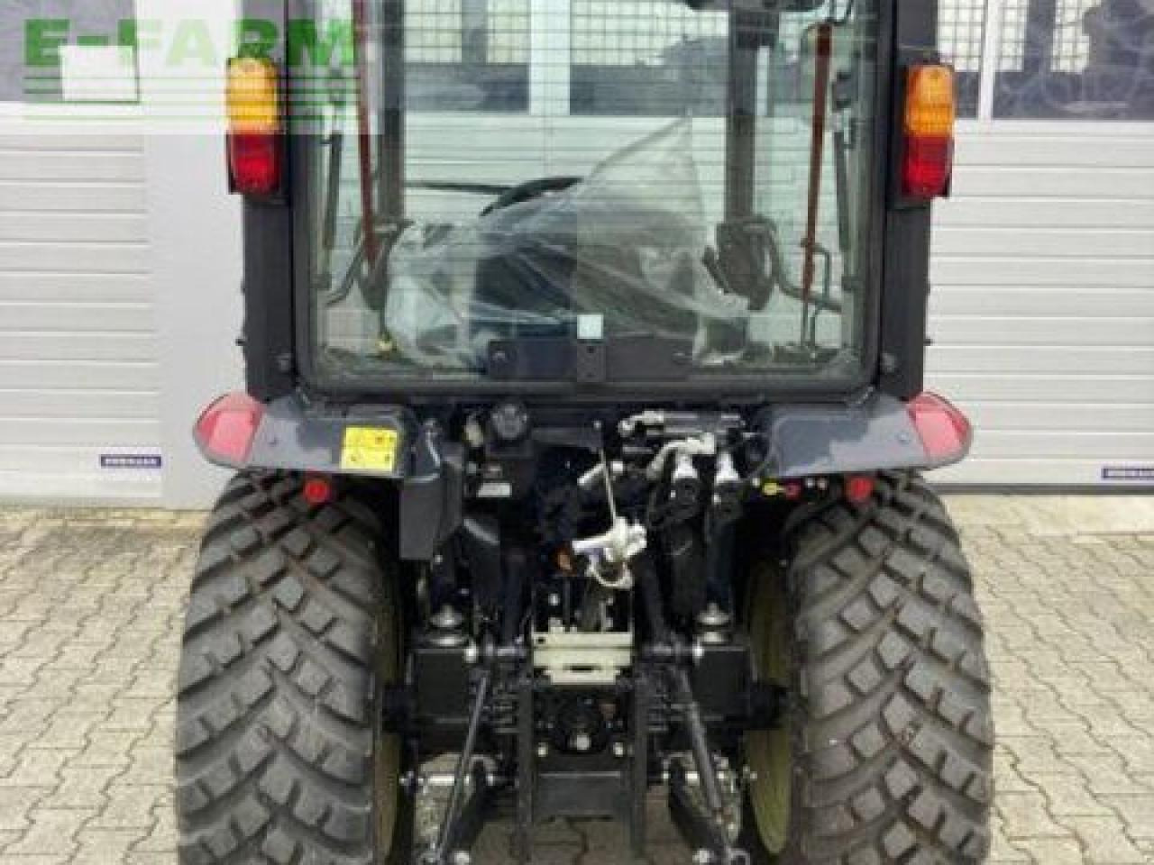 Yanmar yt235 mit kabine yanmar trakto - Traktor: obrázek 3 Yanmar yt235 mit kabine yanmar trakto - Traktor: obrázek 3