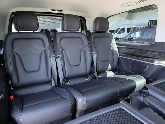 MERCEDES-BENZ EQV 300 Avantgarde,lang,7Sitze,2Schiebetüren - Minibus, Elektrický autobus: obrázek 3 MERCEDES-BENZ EQV 300 Avantgarde,lang,7Sitze,2Schiebetüren - Minibus, Elektrický autobus: obrázek 3