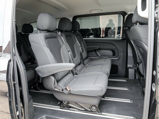 MERCEDES-BENZ EQV 300 Extralang,8Sitze,2elektr.Schiebetür,LED - Minibus, Elektrický autobus: obrázek 5 MERCEDES-BENZ EQV 300 Extralang,8Sitze,2elektr.Schiebetür,LED - Minibus, Elektrický autobus: obrázek 5