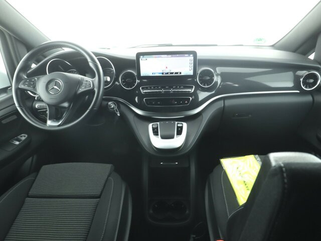 MERCEDES-BENZ EQV 300 lang,6Sitze,Liegepaket,Tisch,Schiebedach... - Mikrobus, Elektrická dodávka: obrázek 2 MERCEDES-BENZ EQV 300 lang,6Sitze,Liegepaket,Tisch,Schiebedach... - Mikrobus, Elektrická dodávka: obrázek 2