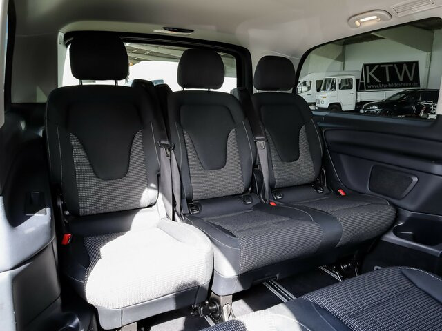 MERCEDES-BENZ EQV 300 lang,7Sitze,2xKlima,2xSchiebetür el.,LED... - Mikrobus, Elektrická dodávka: obrázek 4 MERCEDES-BENZ EQV 300 lang,7Sitze,2xKlima,2xSchiebetür el.,LED... - Mikrobus, Elektrická dodávka: obrázek 4