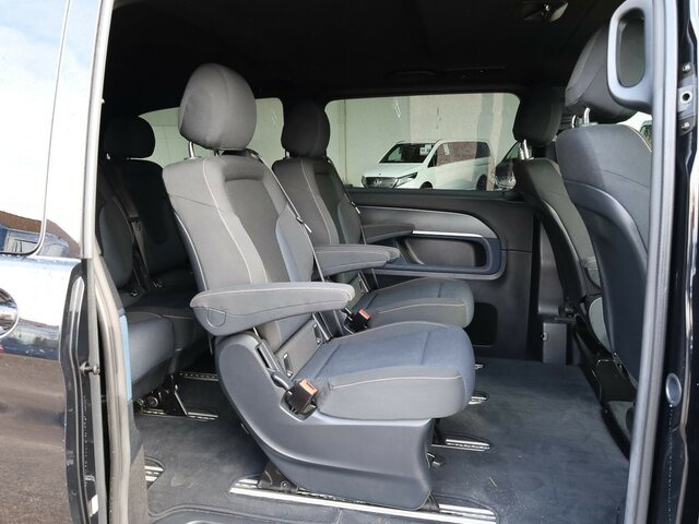 MERCEDES-BENZ EQV 300 lang,7Sitze,2xSchiebetür,LED,Distronic... - Mikrobus, Elektrická dodávka: obrázek 2 MERCEDES-BENZ EQV 300 lang,7Sitze,2xSchiebetür,LED,Distronic... - Mikrobus, Elektrická dodávka: obrázek 2
