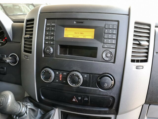 MERCEDES-BENZ Sprinter 316CDI DOKA,Allrad,Klima... - Plachtová dodávka, Dodávka s dvojitou kabinou: obrázek 5 MERCEDES-BENZ Sprinter 316CDI DOKA,Allrad,Klima... - Plachtová dodávka, Dodávka s dvojitou kabinou: obrázek 5