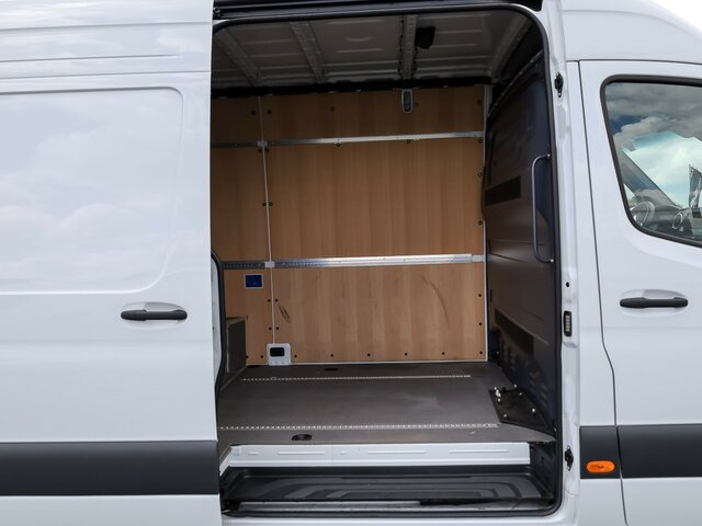 MERCEDES-BENZ Sprinter 317 CDI,3665mm,Automatik,Kamera... - Furgon: obrázek 2 MERCEDES-BENZ Sprinter 317 CDI,3665mm,Automatik,Kamera... - Furgon: obrázek 2